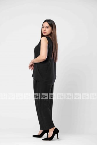 طقم تحت العباية أسود 2047