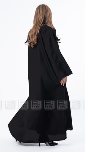 عباية سوداء بقصة رسمية بتطريز زهور- 1418