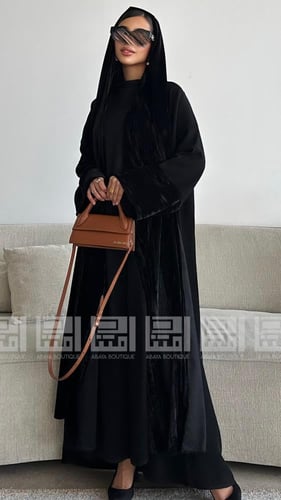 عباية سوداء شتوية أنيقة بقصة A Line ومخمل فخم- 150...