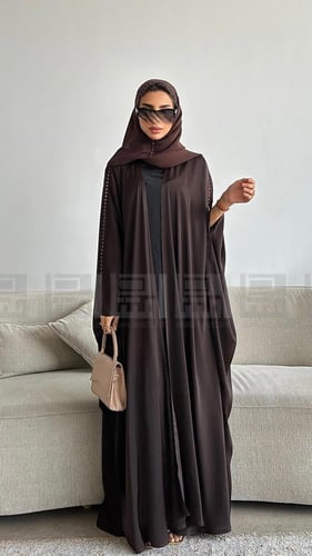 عباية حرير بني بالكريستال بتصميم بشت مريح و بارد-...