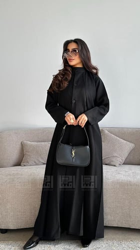 عباية سوداء يومية ربع كلوش بقماش ميني مت- 1528