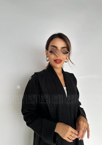 عباية سوداء بتطريز خرزي أسود - 1405