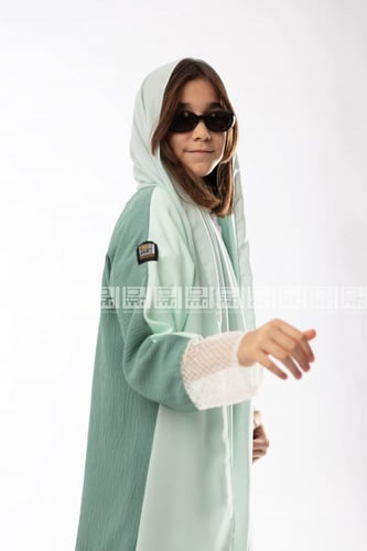 عباية تيفاني بقماش ترتر 5018