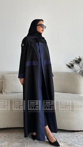 عباية سوداء نصف كلوش كحلي بياقة جاكيت بقماش بارد-...