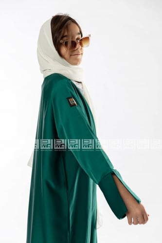 عباية خضراء بقماش حريري 5027