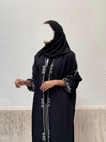 عباية سوداء بنقش سدو فضي 1094