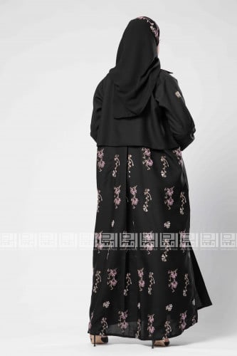 عباية سوداء بتطريز الورد الوردي 1260
