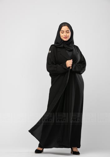 عباية سوداء بأكمام مميزة مبطنة بالتل 1338