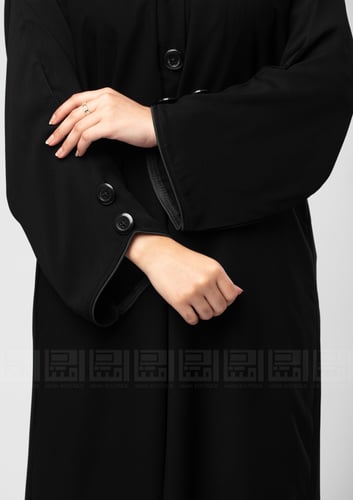 عباية سوداء واسعة بالأزارير - 1362