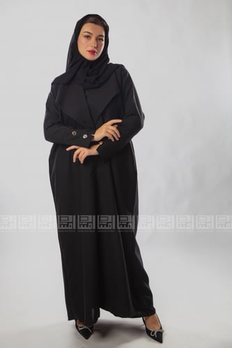عباية سوداء بأزارير ذهبية 1169