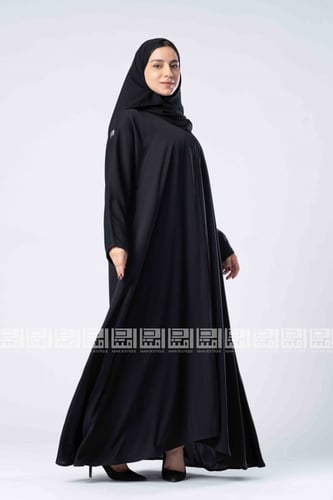 عباية سوداء بطقطق قصة الكلوش1302