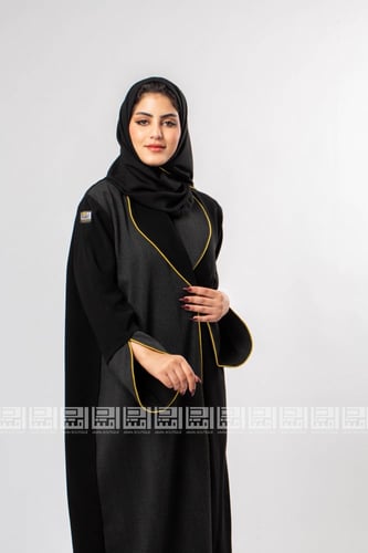 عباية سوداء عملية بتفاصيل أنيقة- 1249