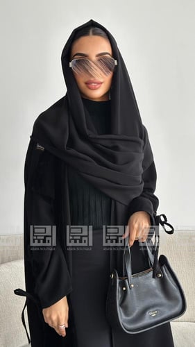 عباية شتوية مخملية فاخرة بتصميم ملكي أنيق- 1520