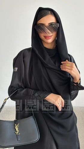 بكج عباية تفتة سوداء أنيقة بتصميم عصري- 1513