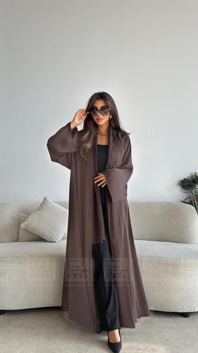 عباية كلوش صيفية بقماش حراير بني فاتح بتصميم A LIN...