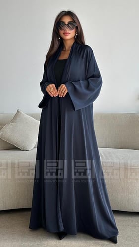 عباية صيفية كلوش بقماش حراير كحلي بارد بتصميم A Li...