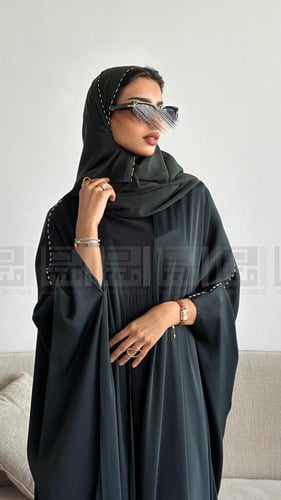 بكج البشت الأسود و الأخضر الكريستالي الصيفي- 1583