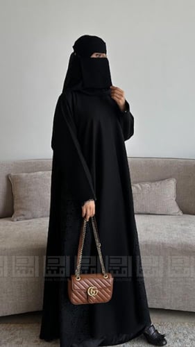 عباية عيد سوداء كلوش كامل تزدان بالدانتيل- 1548