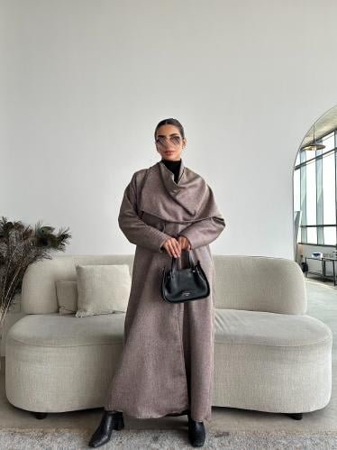 عباية شتوية بشال بني متصل أنيقة ودافئة- 1483