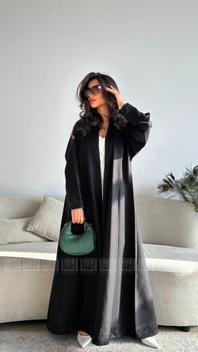 عباية عيد سوداء مطرزة فاخرة بتصميم ربع كلوش- 1396