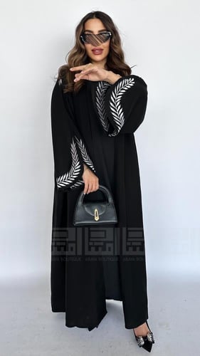 عباية بتطريز غصن الزيتون 1085