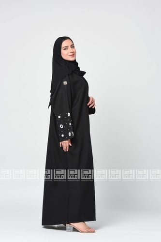 عباية سوداء بشك خرزي من اللؤلؤ 1278