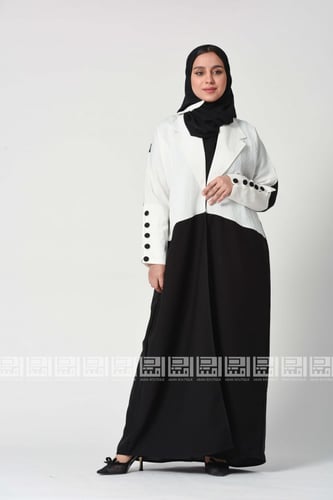 عباية رسمية باللون الأبيض والأسود 1226