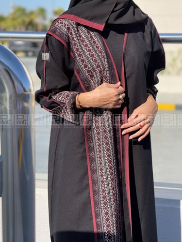 عباية بتطريز السدو والقيطان العنابية 1133