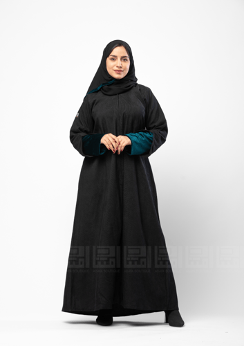 عباية شتوية مغلقة سوداء بأكمام مخمل -1340