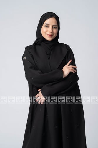 عباية مُزدانة ، مطرزة بالشك الخرزي الاسود 1285