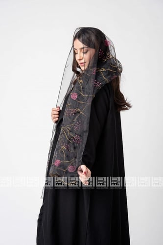 طرحة شيفون بتطريز ورد ملون 3052