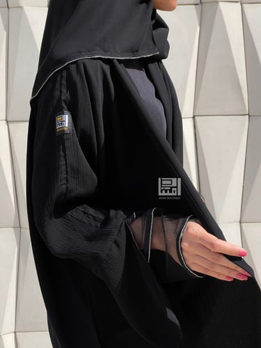 عباية سوداء بقصة اكمام مميزة 1152