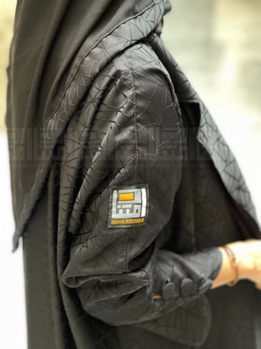 عباية سوداء رسمية بقماش جاكار 1097