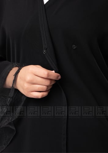 عباية تنوره سوداء باكمام تل واسعة -1309