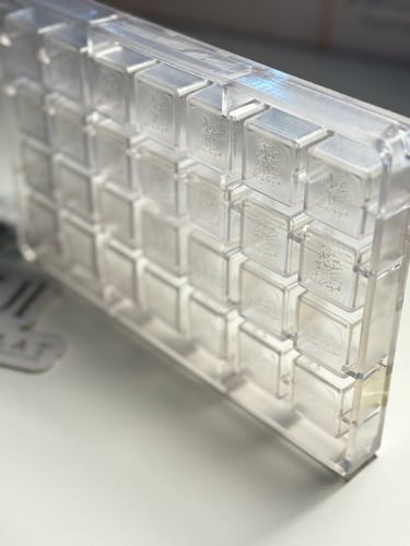 قالب اكرليك (عساكم من عوادة )