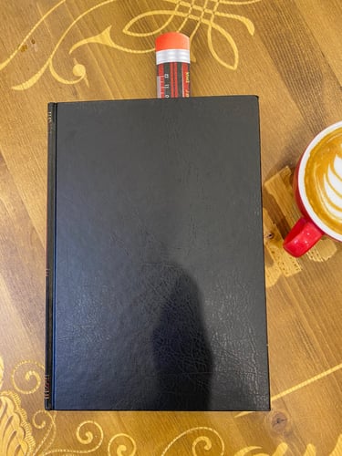 فاصل كتاب خشبي على شكل قلم 12 سم