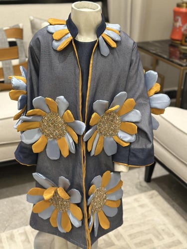 فستان جنز من قطعتين انيق مزين بورد ثري دي