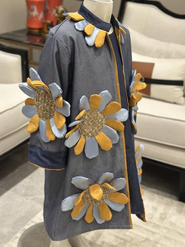 فستان جنز من قطعتين انيق مزين بورد ثري دي