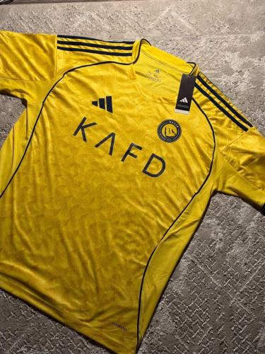 تيشيرت نادي النصر الاساسي