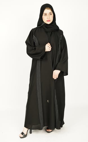 عباية اسود نص كلوش