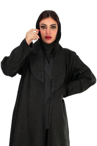Black abaya semi-wide with collar