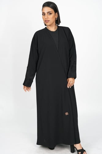 عباية اسود عملية