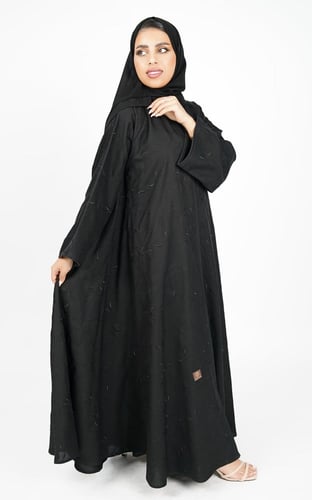 عباية اسود دبل كلوش بتطريز فخم
