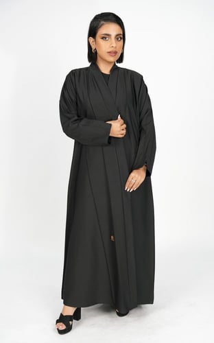 عباية اسود عملية