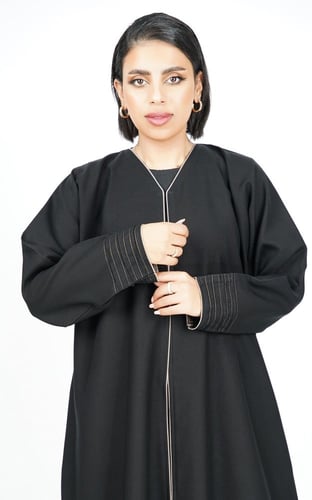 عباية اسود عملية