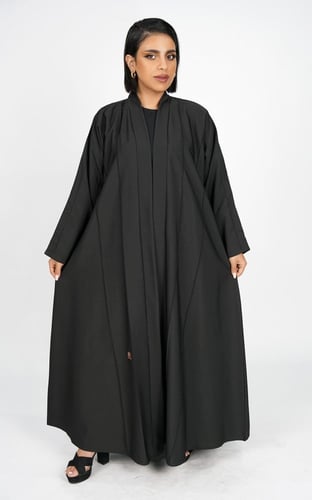 عباية اسود عملية