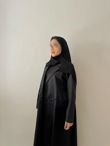 عباية سوداء فخمة