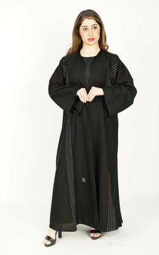 عباية اسود نص كلوش