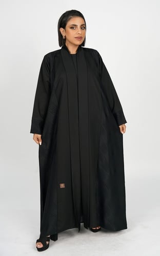 عباية اسود نص كلوش عملية