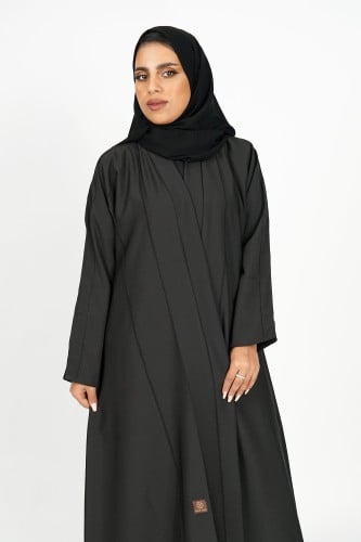 عباية اسود عملية
